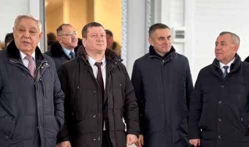 Фарид Мухаметшин посетил строящийся спортивный центр в Мамадыше