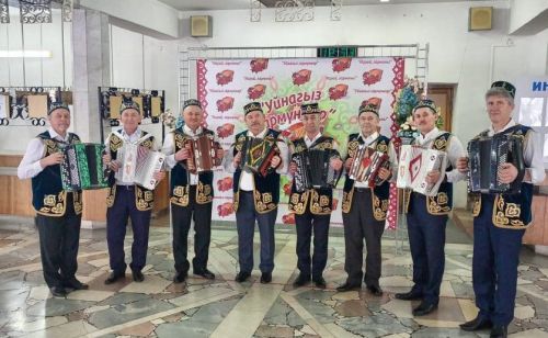 Таланты из Мамадыша покорили межрегиональный фестиваль «Уйнагыз Гармуннар»