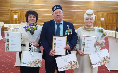 Мамадышцы добились успеха в конкурсе «Женщина года. Мужчина года:женский взгляд»