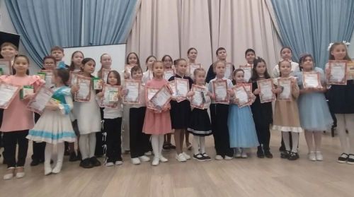 В Мамадыше юные пианисты исполнили «Мелодии родного края»