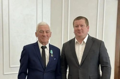 Педагог из Мамадыша удостоен медали «За доблестный труд»