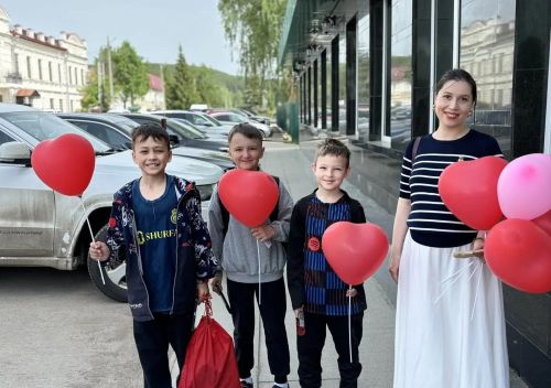 В Мамадыше прошла акция «Поздравь семью»