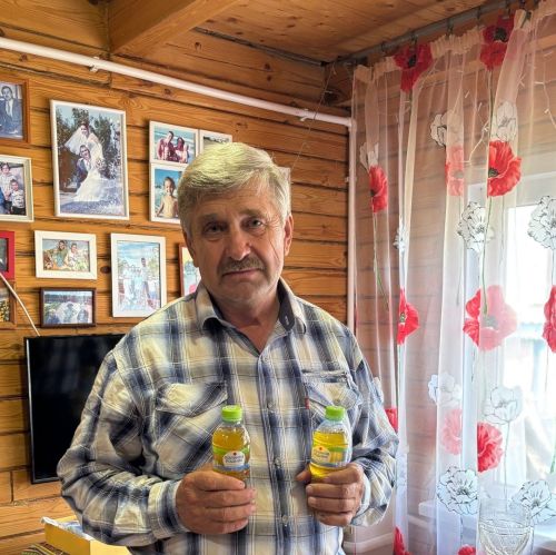 Золото пасеки Малясевых: маленький флакон для большой Победы
