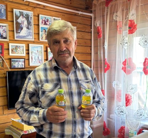 Золото пасеки Малясевых: маленький флакон для большой Победы