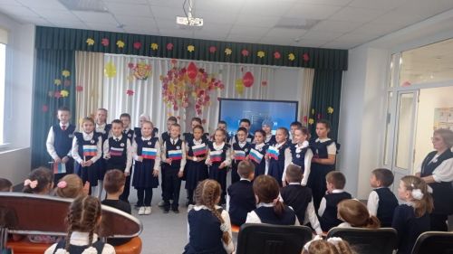В новой школе города Мамадыш полным ходом идет празднование Дня лицеиста