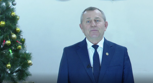 Глава Мамадышского района Анатолий Иванов поздравил мамадышцев с наступающим 2024 годом
