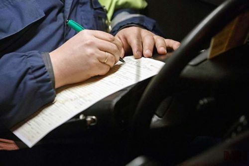 В Мамадышском районе инспекторы ДПС поймали двух нетрезвых дам за рулем авто
