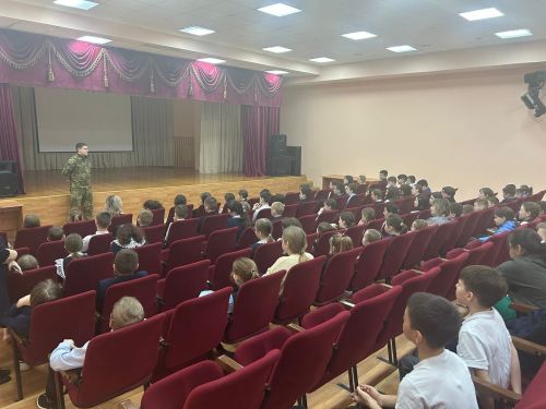 В Мамадыше прошла встреча с участником СВО Вадимом Кузнецовым