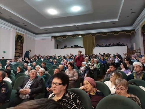 Создание рабочих мест, повышение заработной платы, ответы на волнующие горожан вопросы – в Мамадыше прошел сход граждан