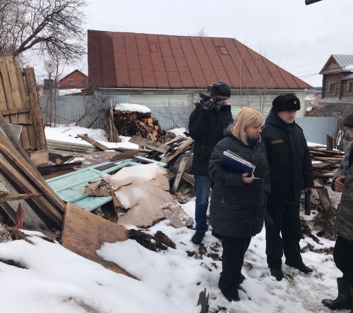 Судебные приставы у должника арестовали баню
