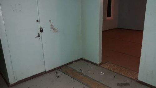 Из-за неприятного сюрприза под дверью в Мамадыше подрались две соседки