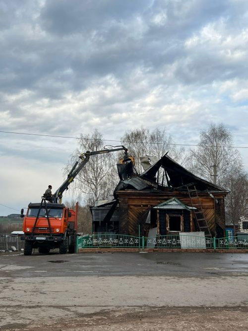 В Мамадышском районе на месте сгоревшей мечети в кратчайшие сроки возведут новую