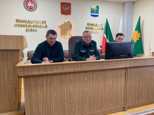 В администрации Мамадышского района обсудили вопрос сбора и вывоза мусора
