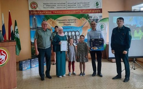 Мамадышская семья одержала победу в номинации «Экосемья» районного этапа конкурса «Эковесна-2023»