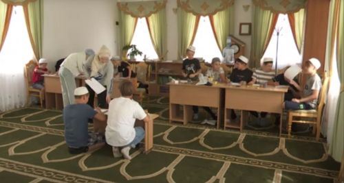 В мамадышской мечети организовали двухнедельные курсы для детей