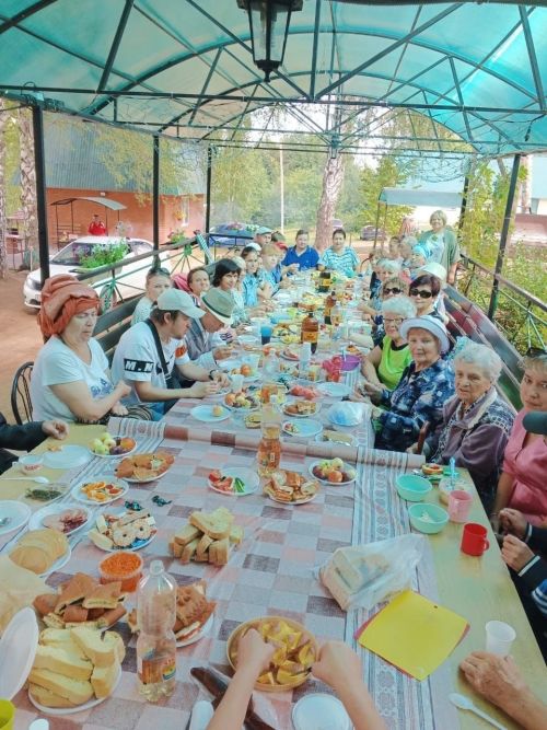 Все получили заряд бодрости и призы