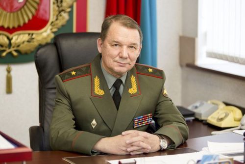 С Днем танкиста военнослужащих и ветеранов поздравил военный комиссар РТ