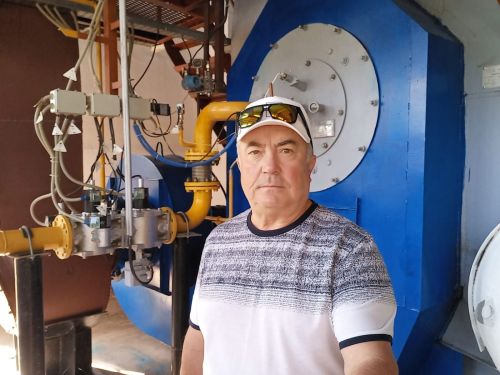 Начальник котельной спиртзавода рассказал, как занимался реставрацией и благоустройством надгробий Щербаковых