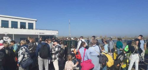 Участники СВО с семьями отправились на водную экскурсию на теплоходе по Великому Волжскому пути