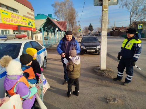 В Мамадыше прошла акция с дошкольниками «Водитель, помни о нас!»