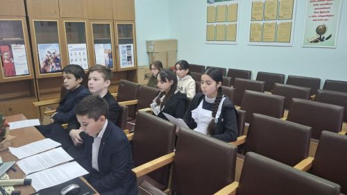 Мамадышские дети встретились с активистами Луганской Народной Республики