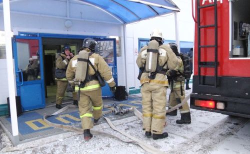 В Мамадыше эвакуировали сотрудников ледового дворца «Олимп»
