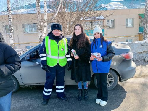 Поздравления с первым праздником весны получили мамадышские автоледи