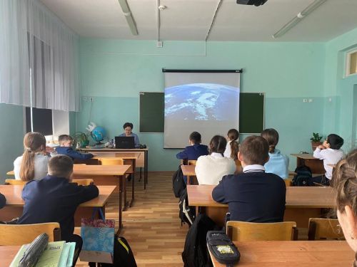 В Мамадышских школах «Разговоры о важном» посвятили Дню космонавтики