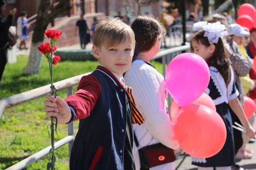 Майские праздники в этом году пройдут без салютов