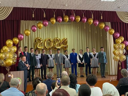 В мамадышских школах прозвенел последний звонок