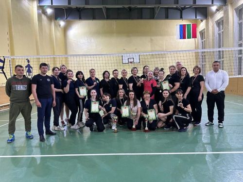 В Мамадыше прошли финальные игры по женскому волейболу