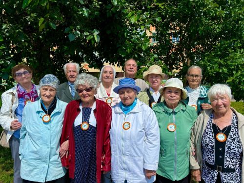 В Мамадыше состоялась встреча выпускников через 65 лет.