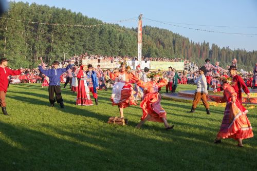 В Мамадышском районе на поляне «Тырлау» села Зюри прошел XXVI Республиканский праздник культуры кряшен «Питрау»