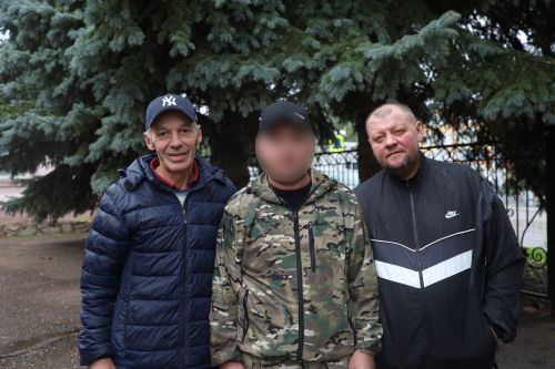 «Идем воевать за нашу страну и Татарстан» - слова мамадышских мужчин, заключивших контракт с МО РФ