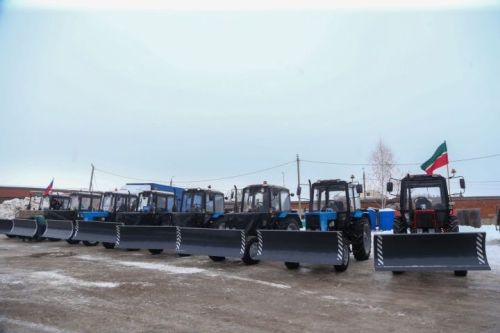 Сельским поселениям Мамадышского района на Новый год новые отвалы