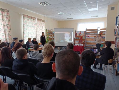 В Мамадыше состоялся патриотический час «Вспомним подвиг Ленинграда»