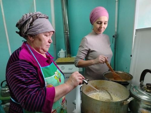 Жители Нижнетаканышского сельского поселения  помогают участникам СВО, их семьям