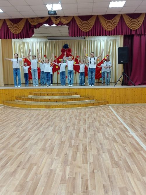 «Листопад улыбок» осыпал теплом жителей поселка совхоза «Мамадышский»