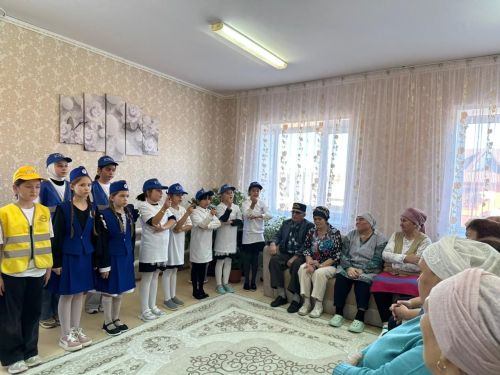 Юные инспекторы Мамадыша напомнили о правилах дорожной безопасности