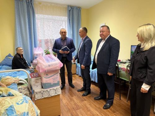 Депутат Госсовета РТ оказал помощь Мамадышскому дому престарелых