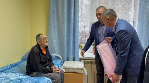Депутат Госсовета РТ оказал помощь Мамадышскому дому престарелых