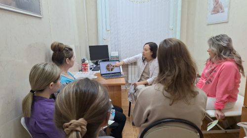 Гастроэнтеролог провела урок в Школе беременных Мамадыша