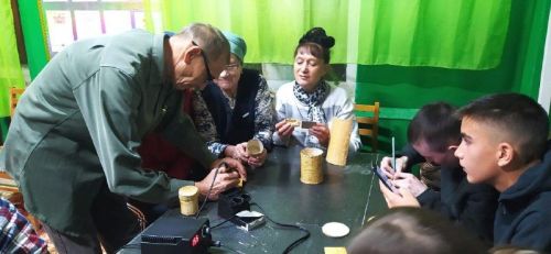 В Малокирменском СДК прошел мастер-класс по выжиганию на бересте