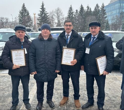 Три сельских поселения Мамадышского района получили новые служебные автомобили