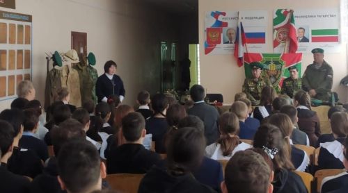 Учащиеся Олуязского лицея встретились с бойцом СВО