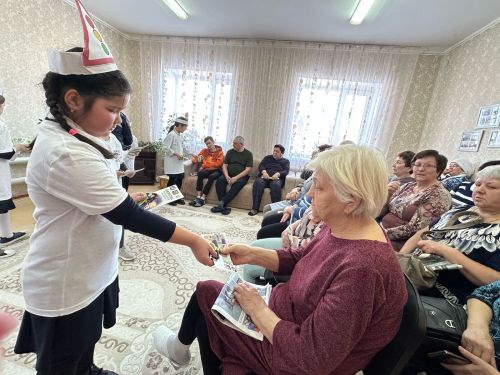 Юидовцы городской школы №3 встретились с подопечными центра «Забота»