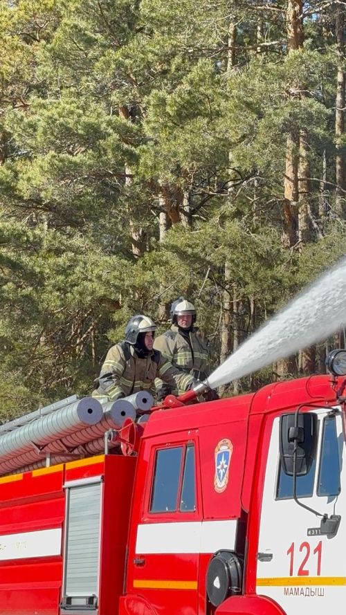 В Мамадышском районе провели учения по тушению лесного пожара