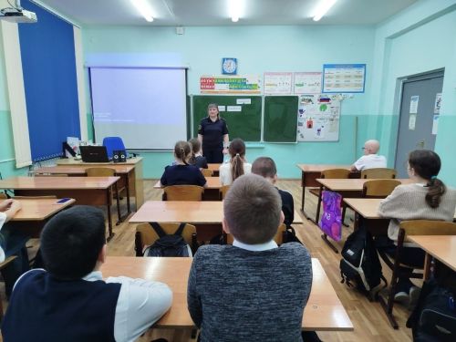 Школьникам напомнили о правилах безопасности перед весенними каникулами
