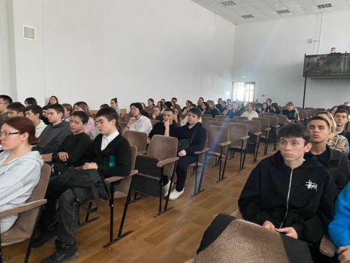 Мамадышским студентам рассказали о вреде наркотиков
