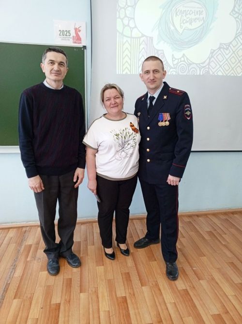 В Тавельской школе прошла встреча с майором полиции Михаилом Ивановым